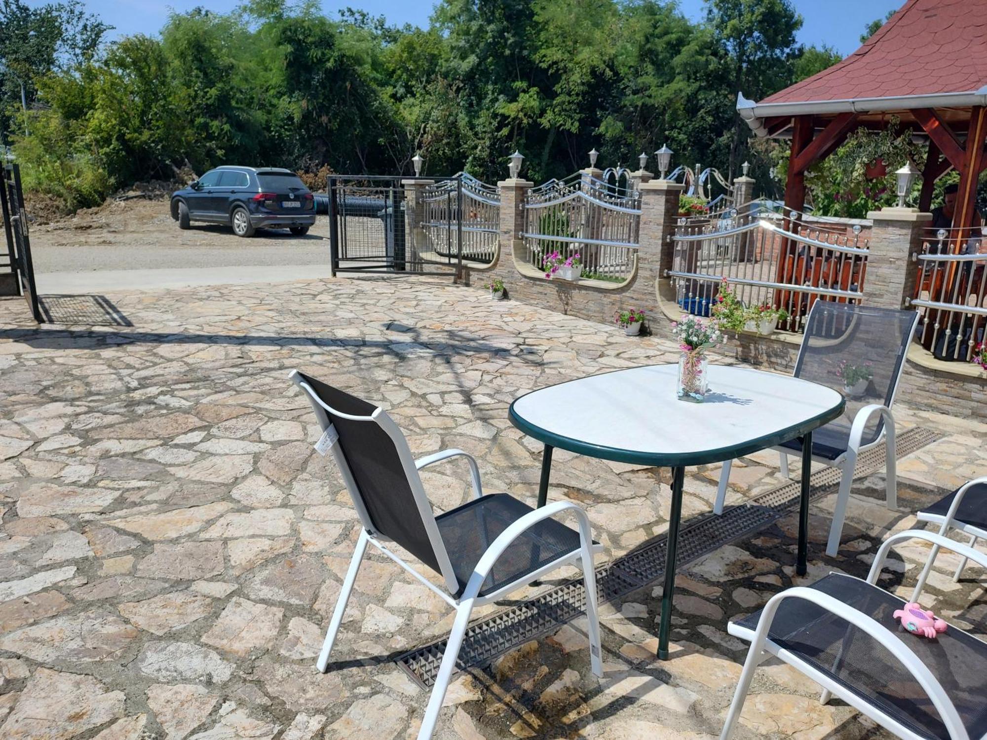 Apartman Raj Vrnjačka Banja Esterno foto